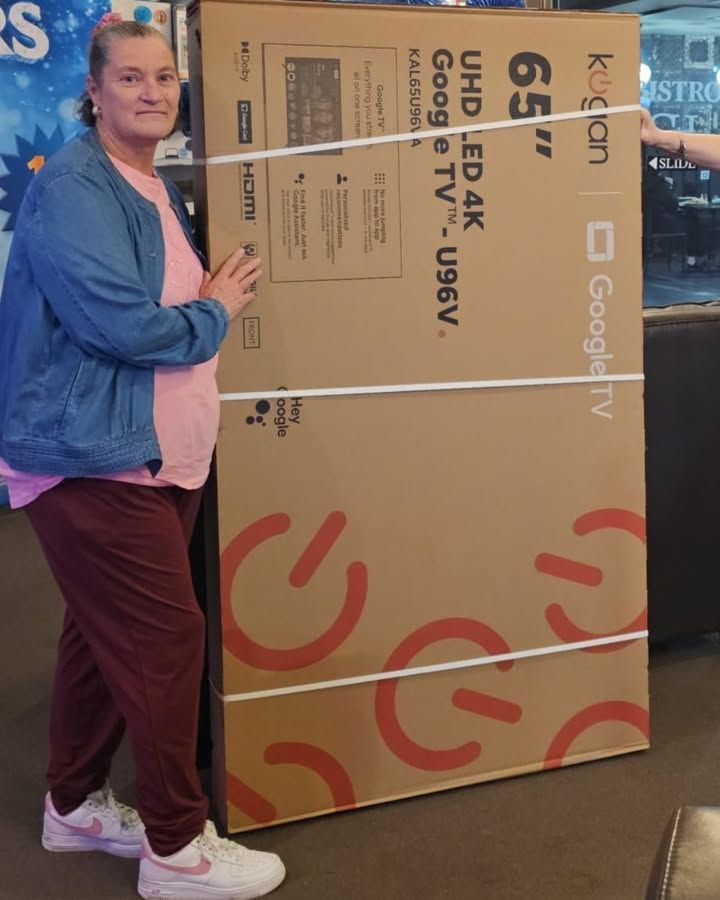 Featured image for “Kym Frost Wins 65″ Smart TV in EOFY Giveaway at Golf House Hotel”