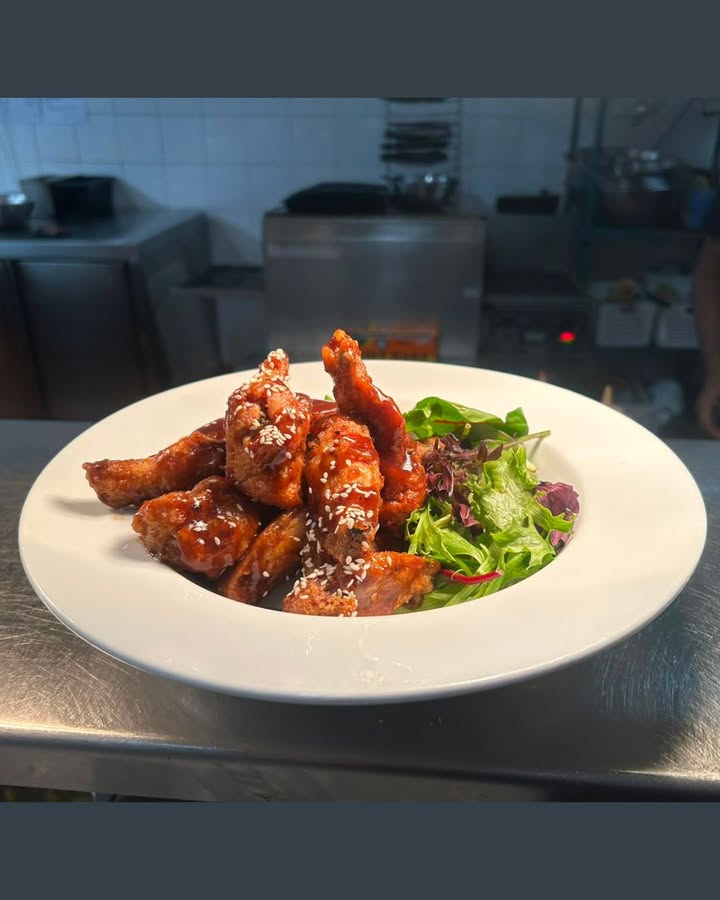 Featured image for “Friday Night Wings at Golf House Hotel”